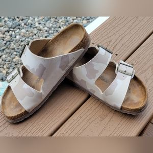 BIRKENSTOCK ARIZONA DESERT CAMO SANDALS